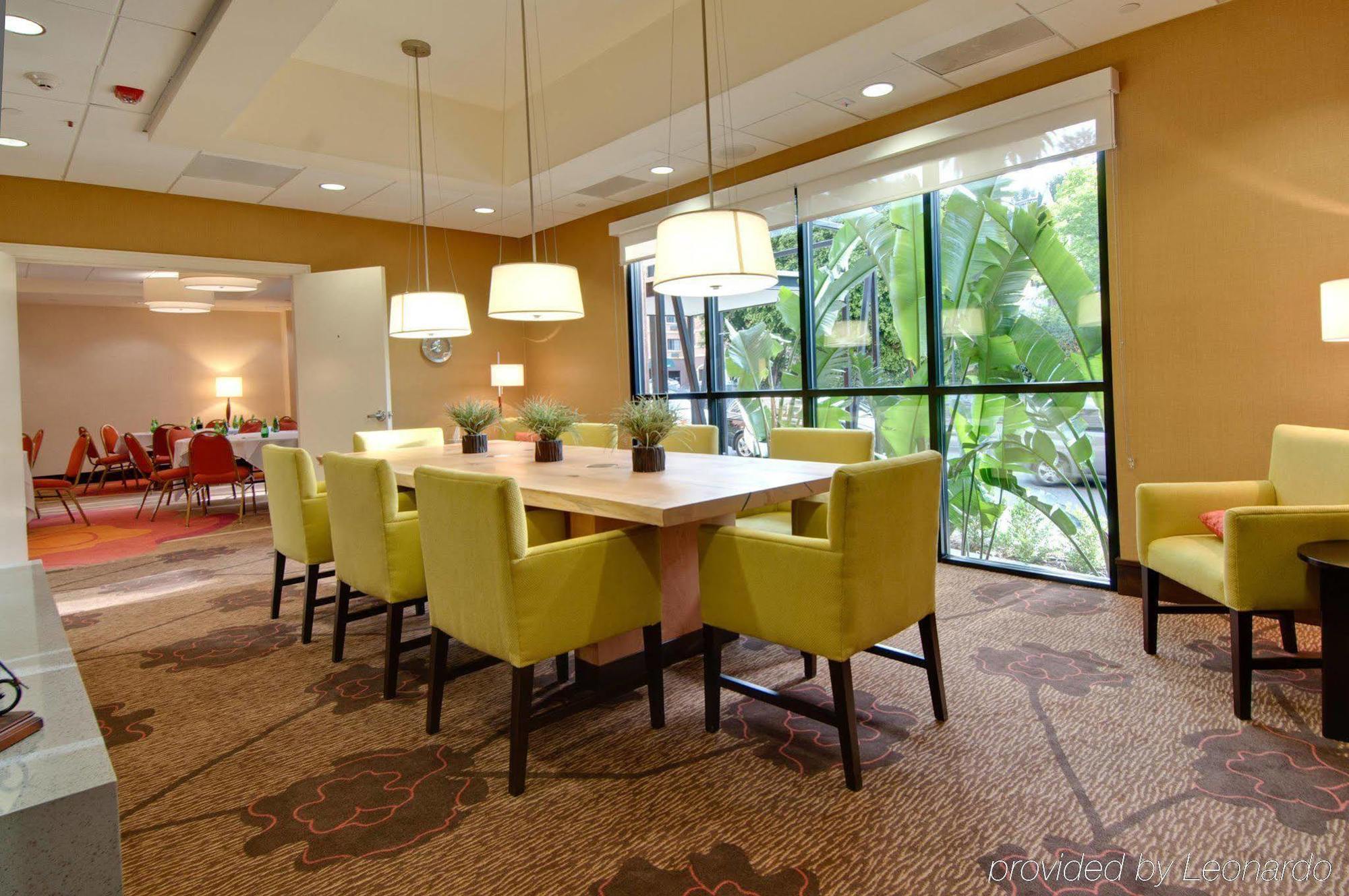 Hilton Garden Inn Los Angeles / Hollywood Restaurante foto